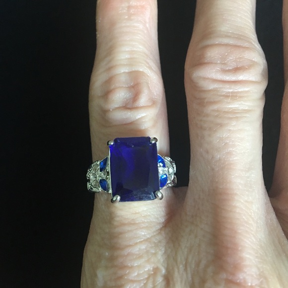unbranded Jewelry - Dark Blue Stone Cocktail Ring